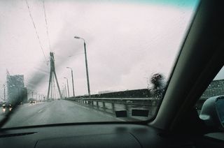 桥梁,浓雾,潜艇,轿车,公路,在雨中开车