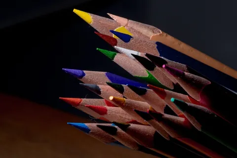 彩色铅笔,木钉,钢笔,多彩,颜色 彩色铅笔,木钉,钢笔,多彩,颜色