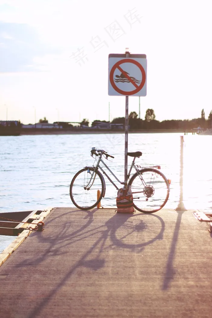 自行车，自行车，日落，标志，水，湖，江，沧海