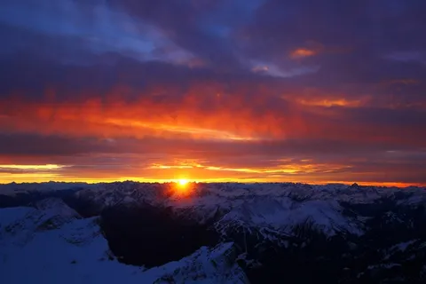楚格峰,巴伐利亚,余辉,冬天,雪,全景图 楚格峰,巴伐利亚,余辉,冬天,雪,全景图