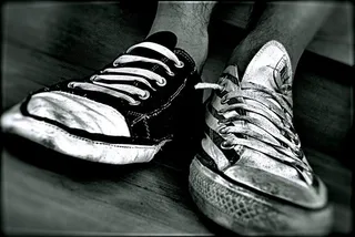 运动鞋,鞋,布鞋,鞋子,胎面,“想要与众不同！”