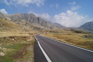道路，高原，山，草，景观，自然，天空