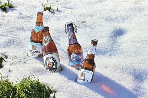 啤酒瓶,冷却,夹子关闭,啤酒,瓶,雪 啤酒瓶,冷却,夹子关闭,啤酒,瓶,雪