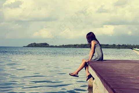 沧海,码头,女性,单身女人,坐在,孤独,放松 沧海,码头,女性,单身女人,坐在,孤独,放松