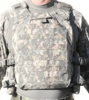 防弹衣,迷彩服,羽绒服,军人/警察,屏幕截图,板甲运载工具前线-士兵板甲运载工具系统（SPCS）