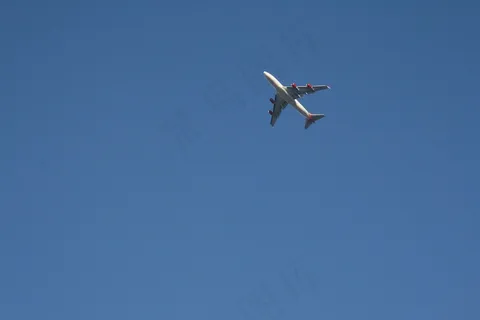 飞机，蓝天，车辆，旅行