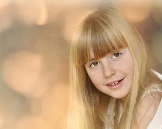 儿童，女孩，脸，金发，长长的头发，肖像