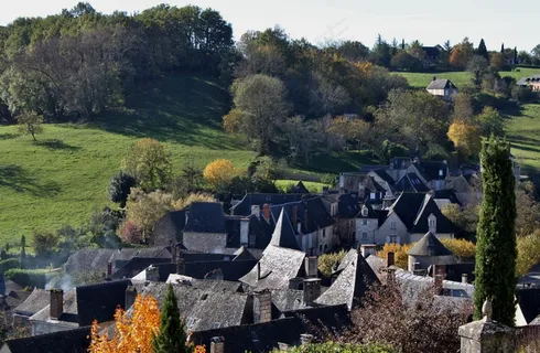 Corrèze，月桂屋顶，景观，村庄，旧村