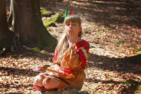 人类，儿童，女孩，印度人，印度人，森林，出，播放