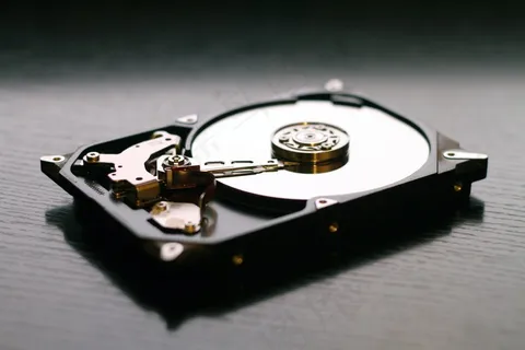硬盘,磁盘,硬件,数据,硬盘,技术 硬盘,磁盘,硬件,数据,硬盘,技术