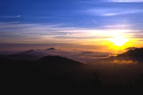山,日出,太阳能 山,日出,太阳能