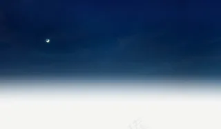 夜空，晴朗的夜晚，月亮，黑暗，天空，云