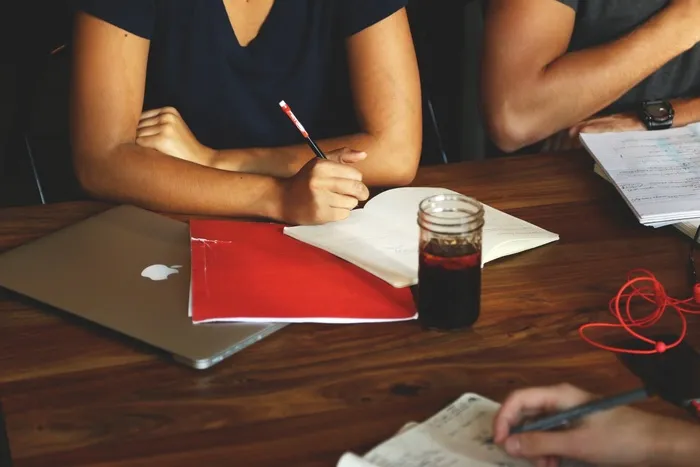 秘书,钱包,手,腿,脚,初步工作笔记会议