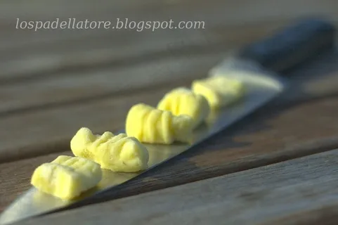 花卉,甜品,黄花乌头,屏幕截图,怒江蜡瓣花,面no /土豆面