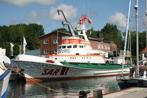 Sar，Seenotrettungskreuzer，Fehmarn堡，波罗的海