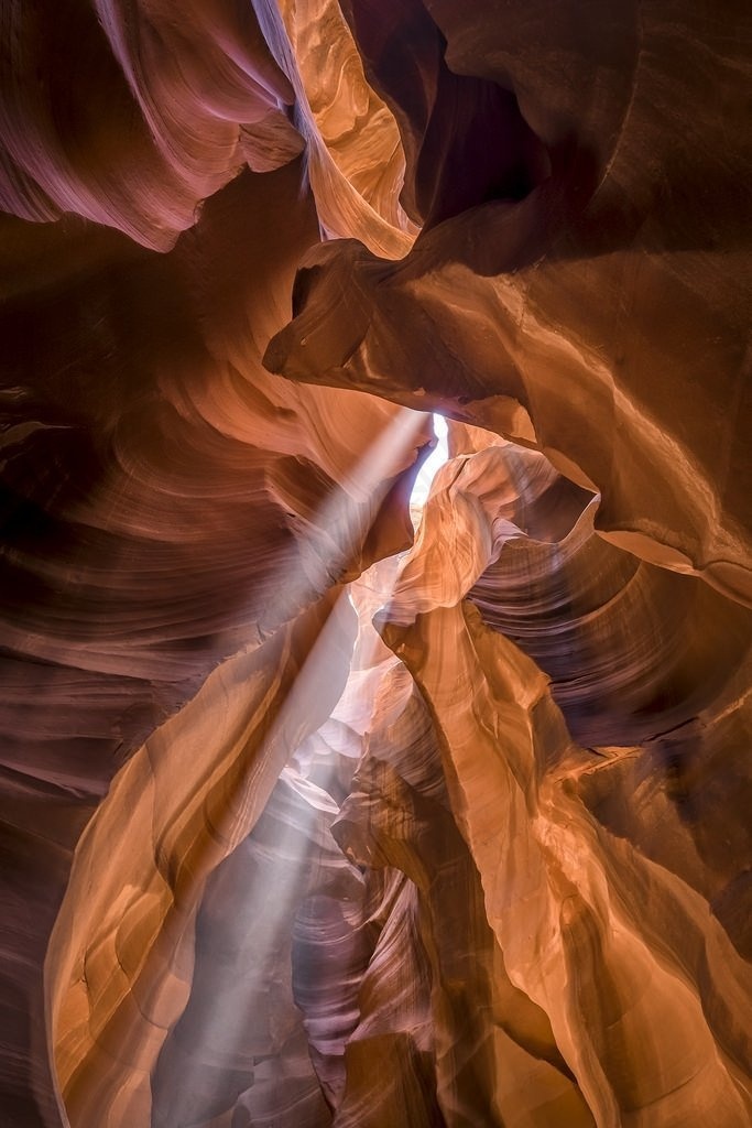 屏幕截图,被子,床单,羽绒服,油画,上羚羊峡谷