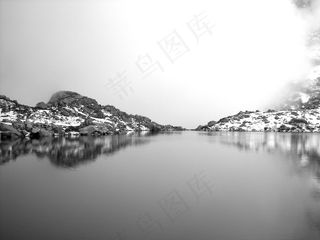 湖泊风景，雪，山，冬季，性质，白色，灰色，岩