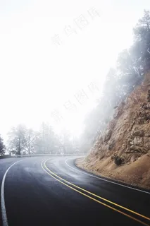 公路,高速路,山峦,雨雾,城市街道,路街雾薄雾 公路,高速路,山峦,雨雾,城市街道,路街雾薄雾