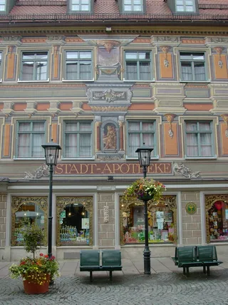 菲森，城市药房，气势，立面