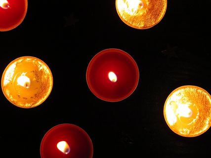 茶灯，红色，黄色，金色，圣诞节的时候，灯