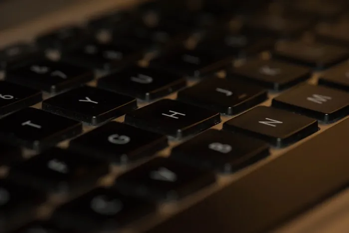 键盘，笔记本电脑，计算机，互联网，通讯