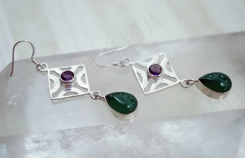 绿色,玛瑙,紫色,紫水晶,晃来晃去 绿色,玛瑙,紫色,紫水晶,晃来晃去
