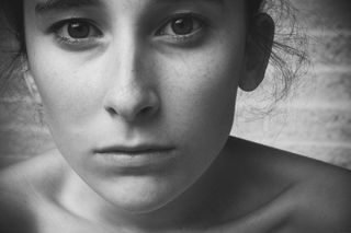 人物特写,现代人,钢笔画,美女,人脸,277/365 “可怜的小皮肤遍布可怜的小骨头”