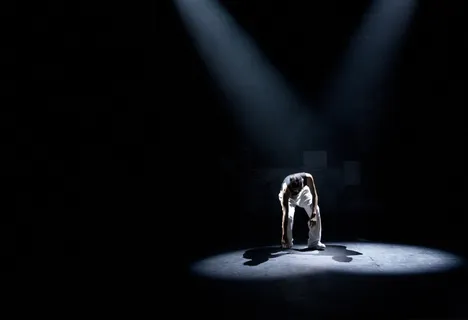 人，剧院，独白