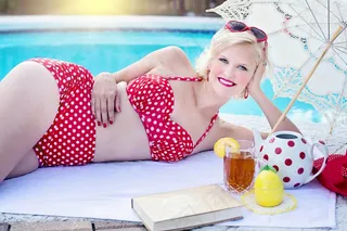 沐浴美容，池畔，池，夏天，年轻