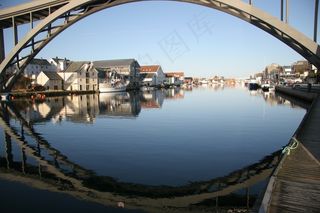 Risøy桥，圣佩德罗加尔萨加西亚镇桥