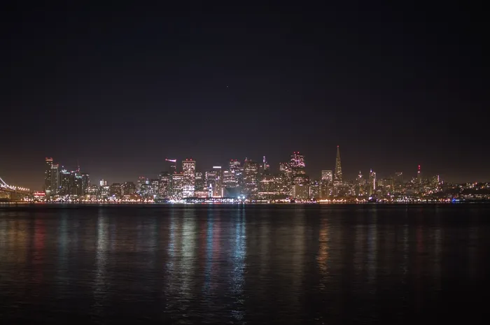 城市景观，海滨，天际线，夜，照明