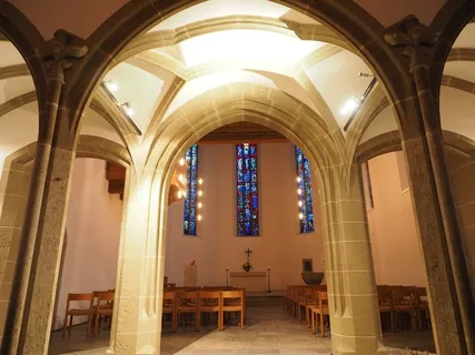 教堂，室内，柱状，拱廊，祭坛，窗口