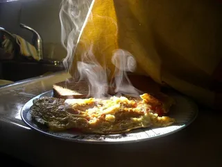 食物,生日蜡烛,台灯,工艺品,玻璃杯,周六早上