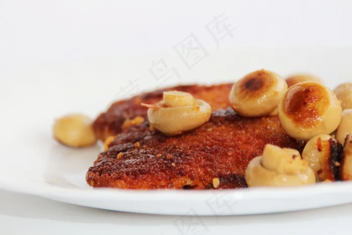 炸肉排，鸡排，鸡，锅，蘑菇