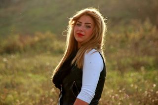 女孩，金发，绿色的眼睛，时尚