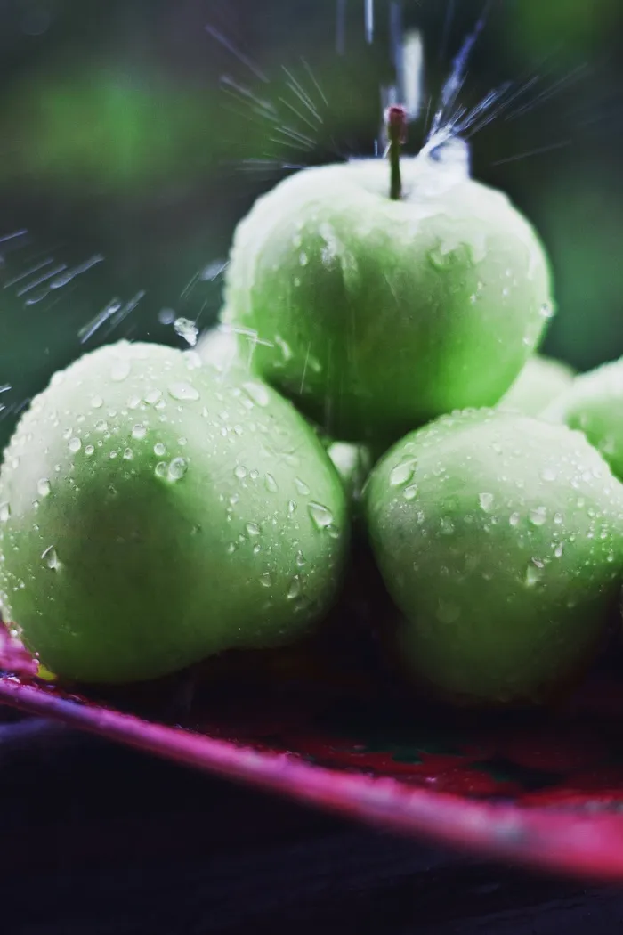 绿色，苹果，食物，水，雨滴