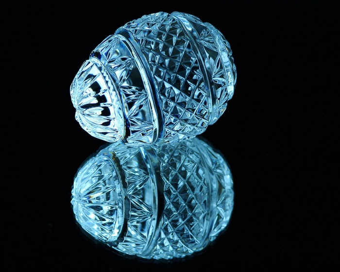 水晶，鸡蛋，切玻璃，镜面，刻面，蓝色冰