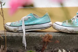 运动鞋，鞋子，运动鞋，慢跑鞋，旧