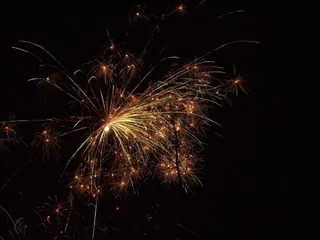 烟火，聚会，气氛