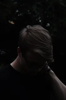 沉思，担心，关注，危机，麻烦，男人，女人