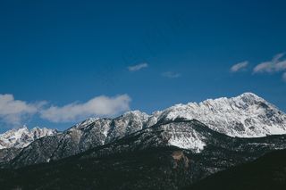 山峦,冰雪,天空,湖泊,草原,雪山风景