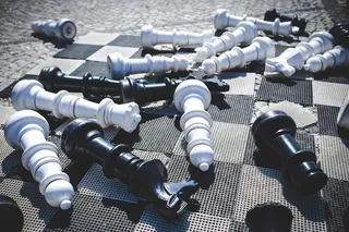 巨人，巨大，大，街，国际象棋，件，翻倒