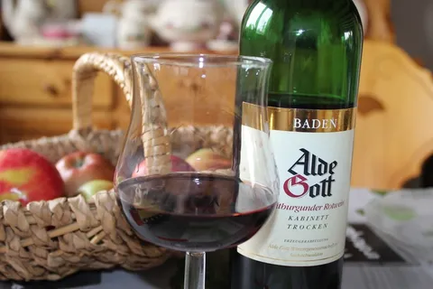 葡萄酒，苹果，酒杯，葡萄酒丰收，年份