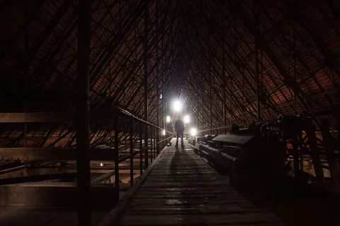 屋顶，屋顶建筑，钢结构，木材