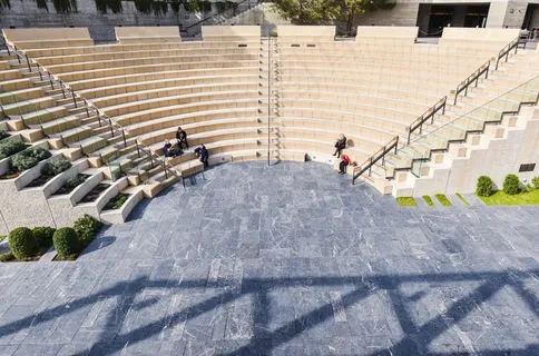 现代建筑,街道,地板砖,古建筑,轿车,楼梯人坐建筑