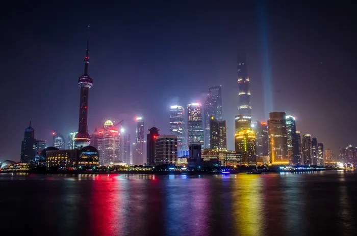 上海，城市景观，外滩，灯光，傍晚