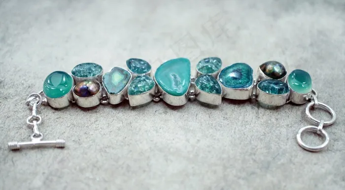 德鲁兹（Druzy），德鲁西（Drusy），太阳能石英，石英，手链，石头