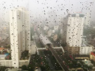 雨，多雨，雨滴，窗口，城市，城市，高层