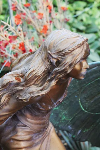 花卉,拉萨犬,约克夏梗,床单,工艺品,幻想女孩在花园里的雕像