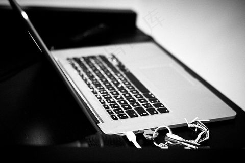 Technik。 Technik。